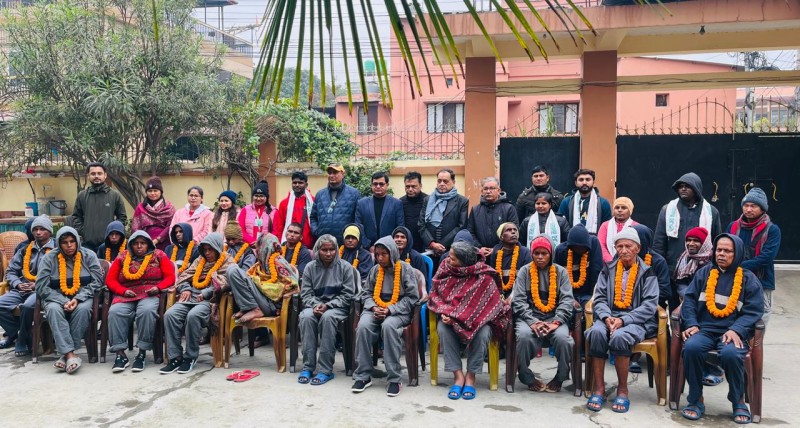 23 Indian citizens bid farewell for family reunion